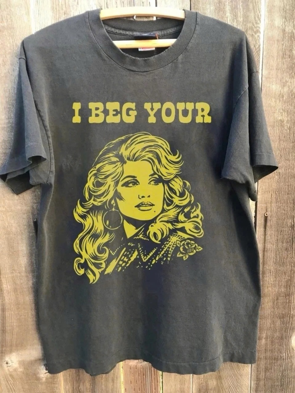 Comfort Colors Dolly Parton Vintage I Beg Your Graphic Tee